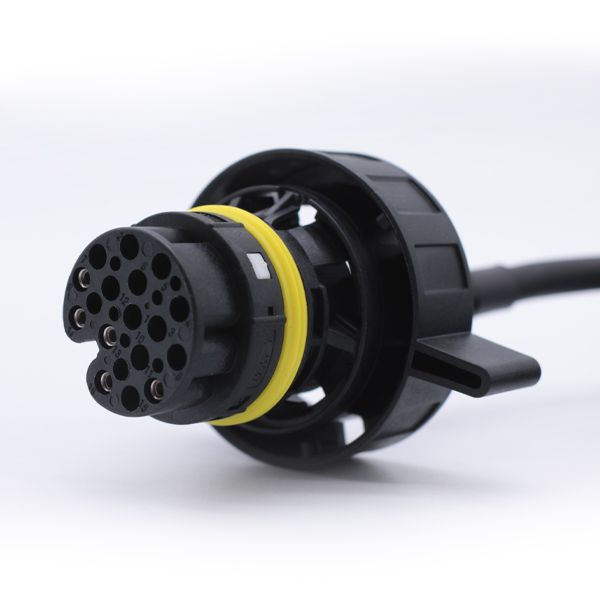 DL501 Gearbox Connector End Close-Up