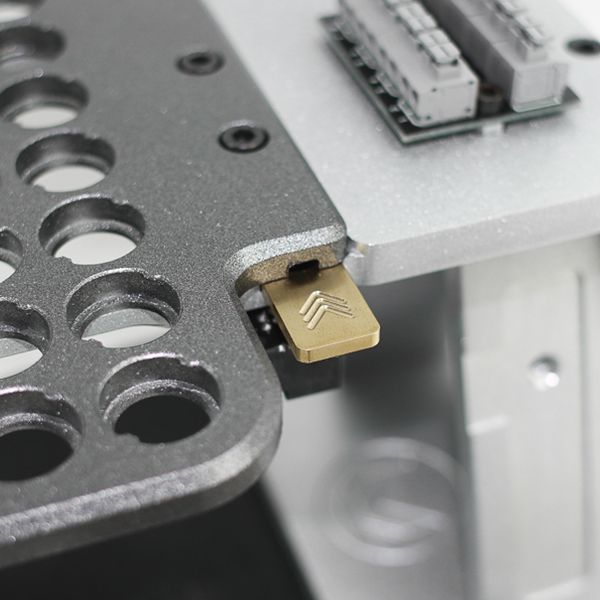 MAGBench V3 mounted with ECU for demonstration of typical usage