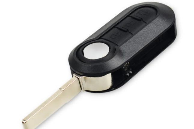 Front view of Fiat SIP22 remote key with 3 buttons and PCF7946 chip

